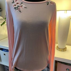 Top, long sleeves